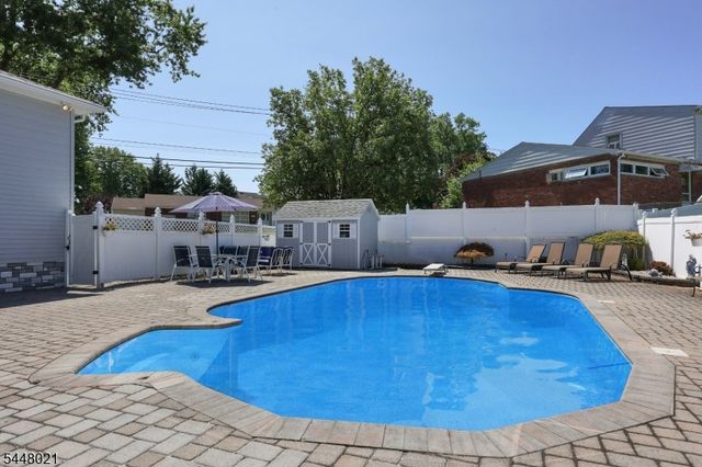 118 Liberty St, Clark Twp., NJ 07066