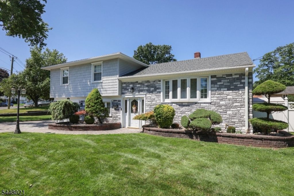 118 Liberty St, Clark Twp., NJ 07066