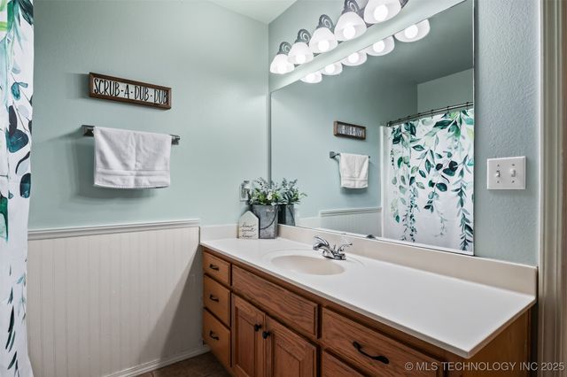 12106 N 107th Court E, Collinsville, OK 74021