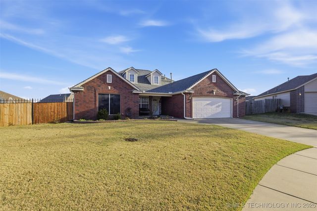 12106 N 107th Court E, Collinsville, OK 74021