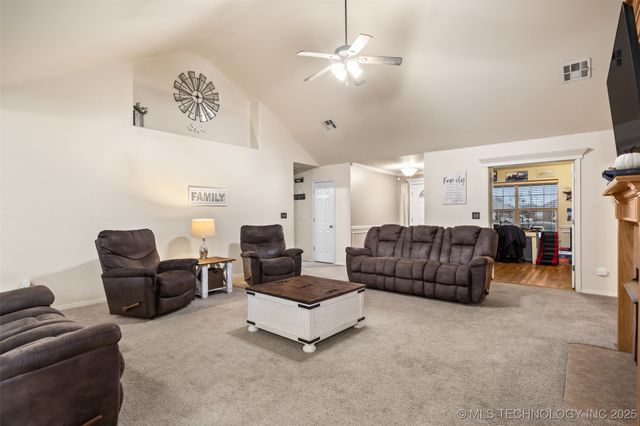 12106 N 107th Court E, Collinsville, OK 74021