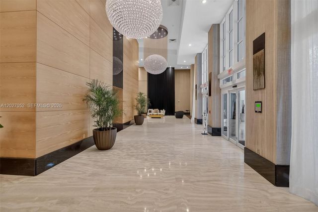 950 Brickell Bay Drive 4504, Miami, FL 33131