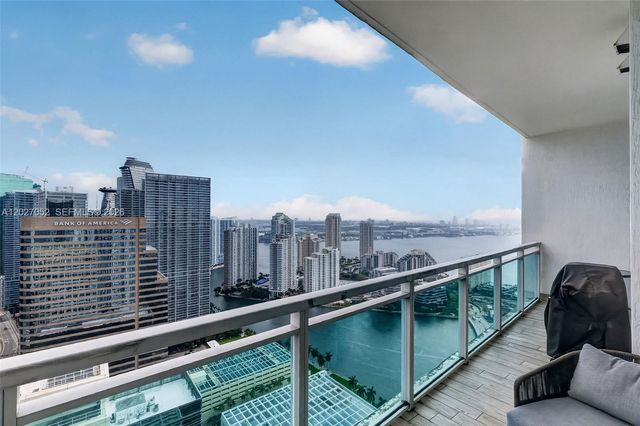 950 Brickell Bay Drive 4504, Miami, FL 33131