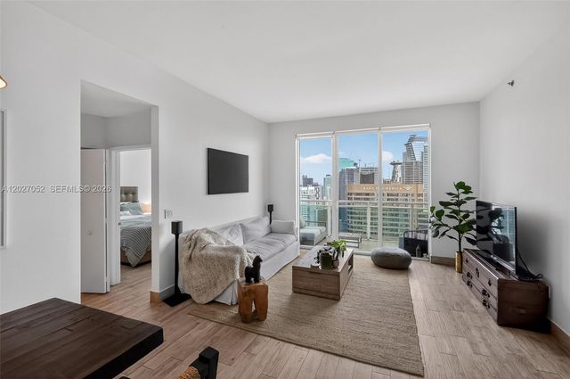 950 Brickell Bay Drive 4504, Miami, FL 33131