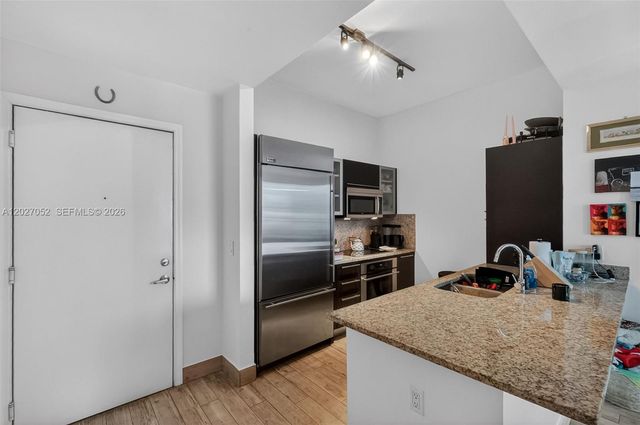 950 Brickell Bay Drive 4504, Miami, FL 33131