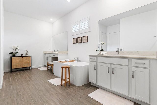 962 Castaway Court, Loxahatchee, FL 33470