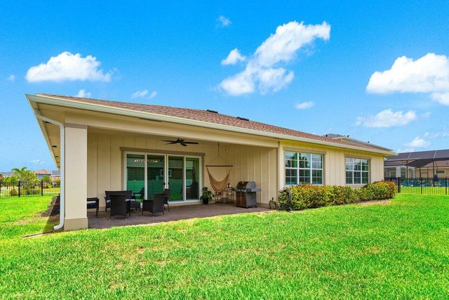 962 Castaway Court, Loxahatchee, FL 33470