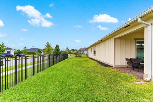 962 Castaway Court, Loxahatchee, FL 33470