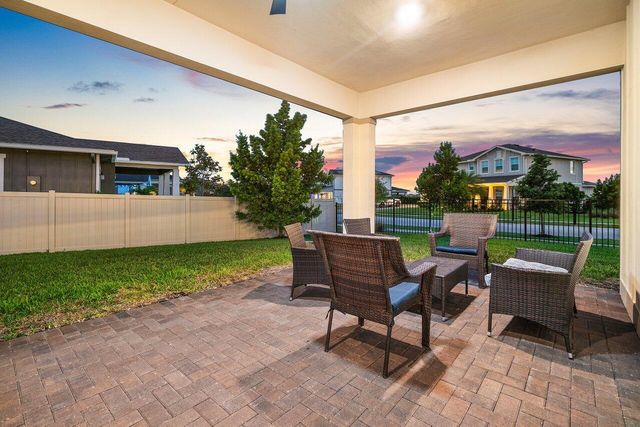 962 Castaway Court, Loxahatchee, FL 33470