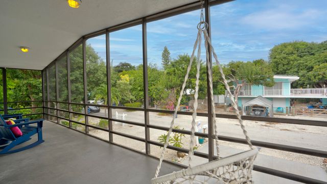 137 Pacific Avenue, Key Largo, FL 33070