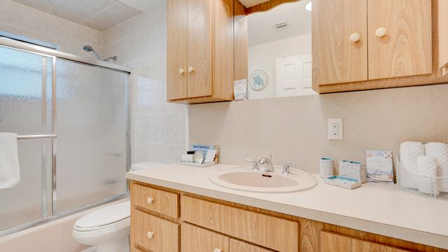 137 Pacific Avenue, Key Largo, FL 33070