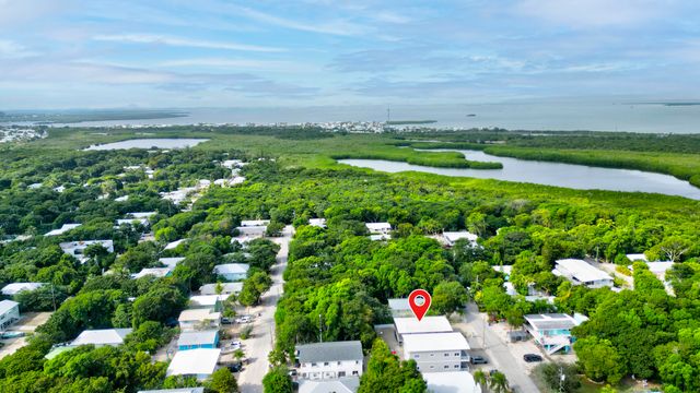 137 Pacific Avenue, Key Largo, FL 33070