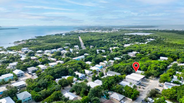 137 Pacific Avenue, Key Largo, FL 33070