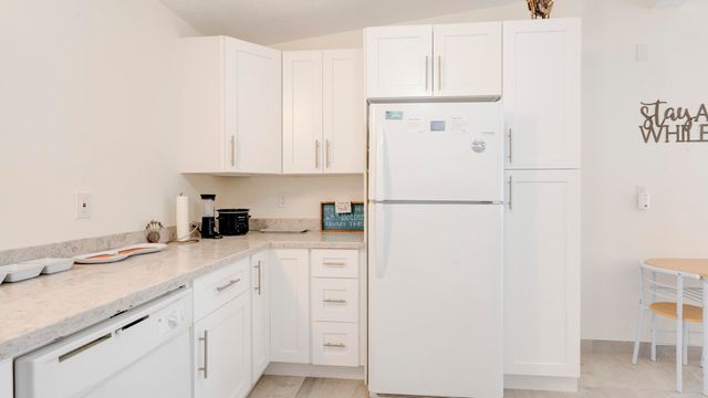 137 Pacific Avenue, Key Largo, FL 33070