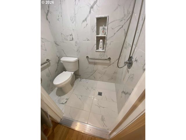 12684 Se MAJESTIC Ln, Happy Valley, OR 97086