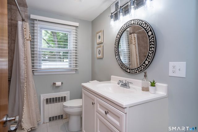 55 Sequin Street, Newington, CT 06111