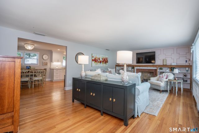 55 Sequin Street, Newington, CT 06111