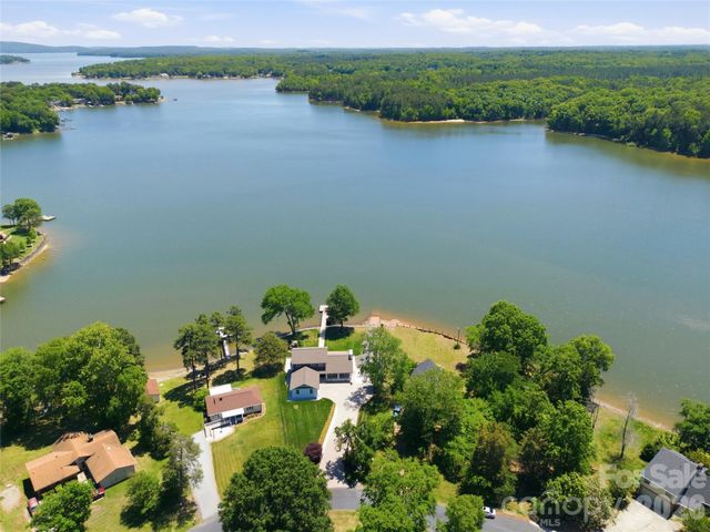 420 Skysail Road, Salisbury, NC 28146