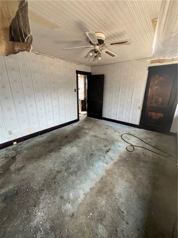 6919 Churchland Street, Lincoln-larimer, PA 15206