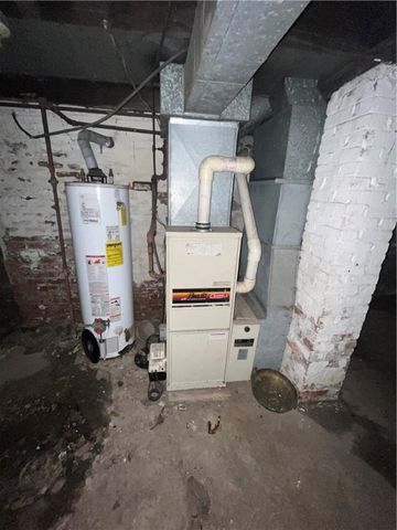 6919 Churchland Street, Lincoln-larimer, PA 15206