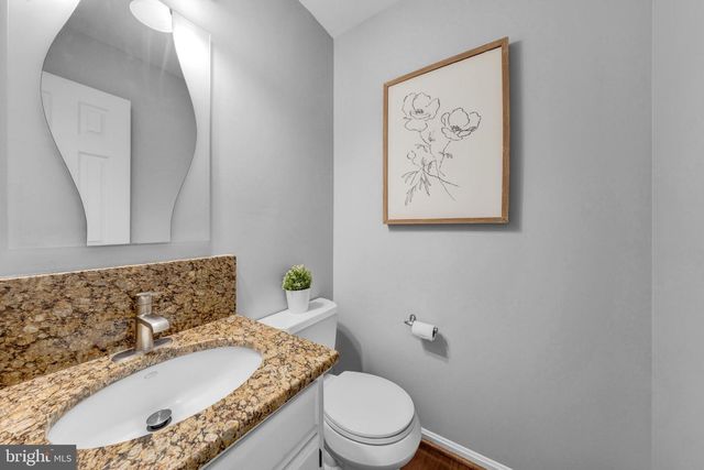 9359 ROBNEL PL, Vienna, VA 22182