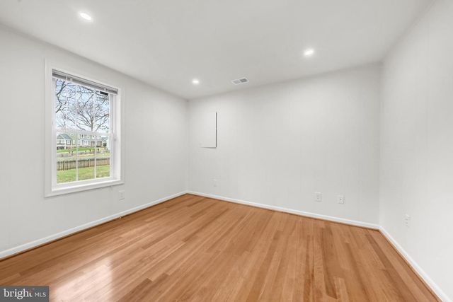 9359 ROBNEL PL, Vienna, VA 22182