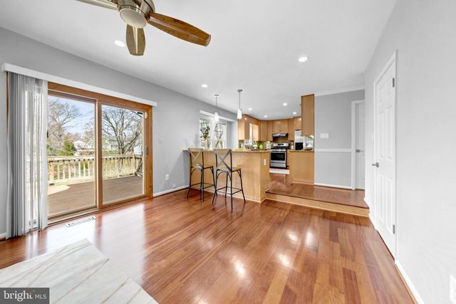 9359 ROBNEL PL, Vienna, VA 22182