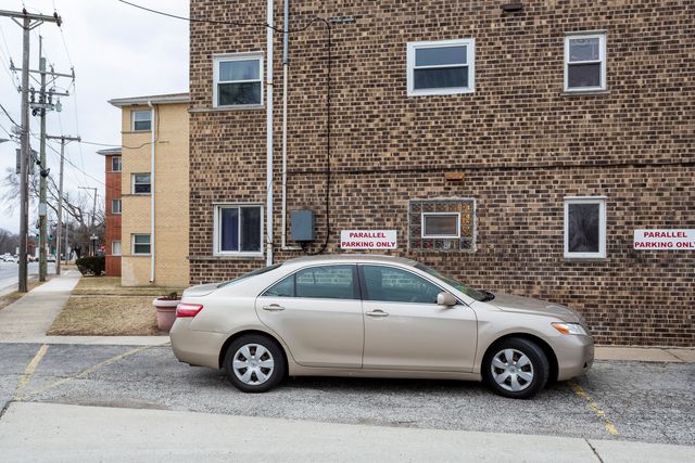 2440 River Road 3E, River Grove, IL 60171