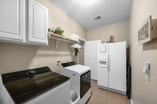 16002 Dunes Drive, Crosby, TX 77532