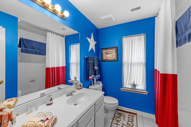 16002 Dunes Drive, Crosby, TX 77532