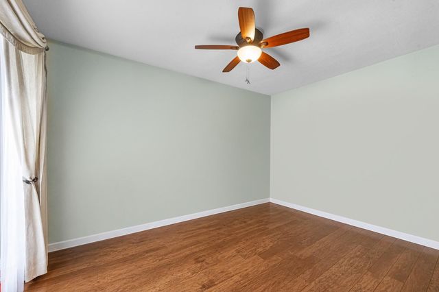 16002 Dunes Drive, Crosby, TX 77532