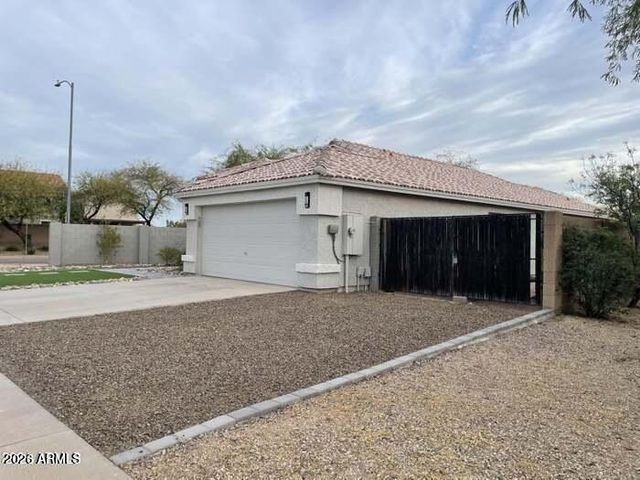 3101 W LOUISE Drive, Phoenix, AZ 85027