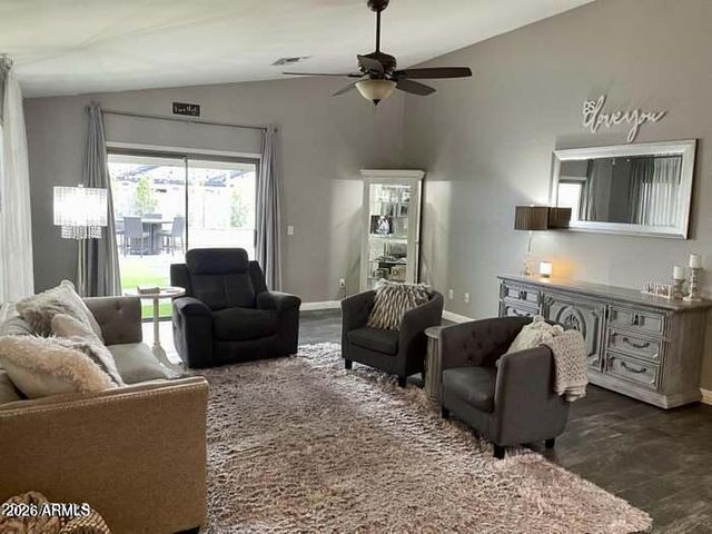 3101 W LOUISE Drive, Phoenix, AZ 85027
