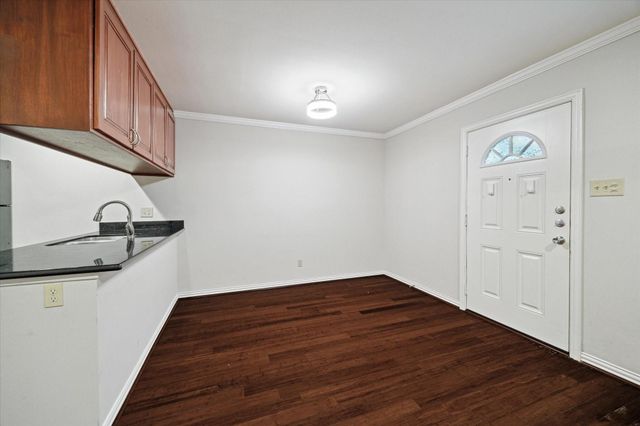 611 Hawthorne Street 5, Houston, TX 77006