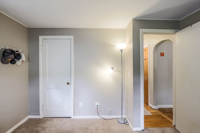14 Amherst St, Grafton, MA 01536