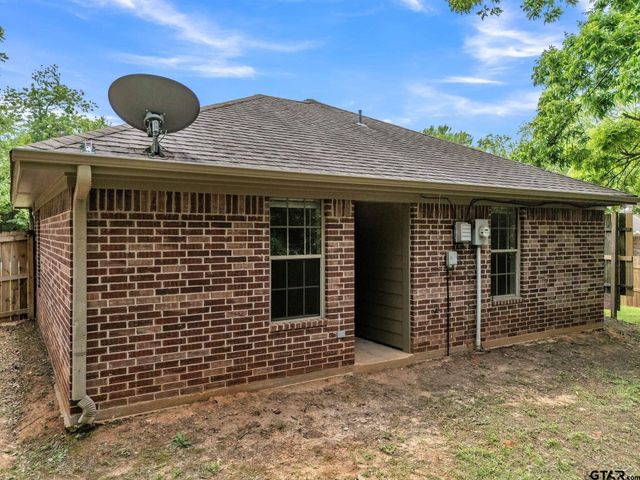 1231 N Holmes Ave, Tyler, TX 75702