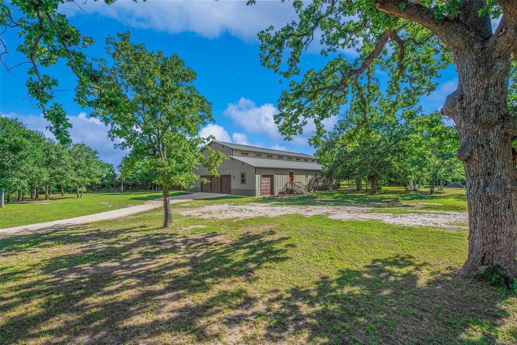 16227 County Road 436, Somerville, TX 77879
