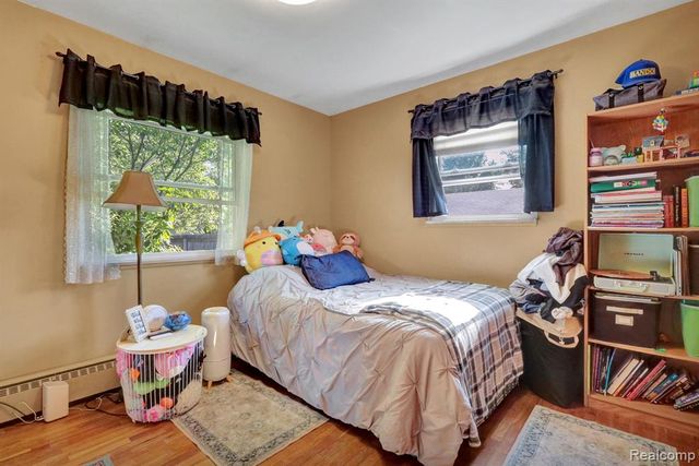 6245 W Coldwater Road, Flushing, MI 48433