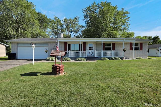 6245 W Coldwater Road, Flushing, MI 48433