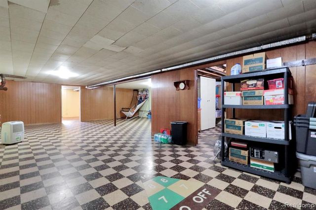 6245 W Coldwater Road, Flushing, MI 48433