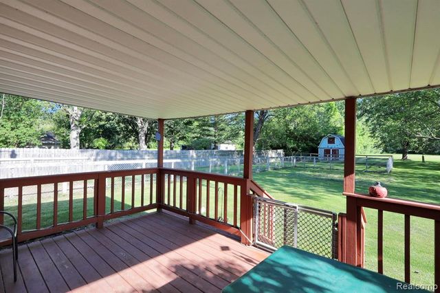 6245 W Coldwater Road, Flushing, MI 48433