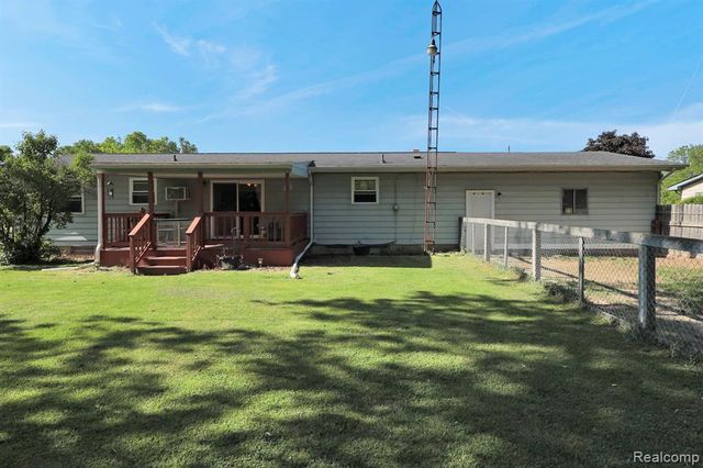 6245 W Coldwater Road, Flushing, MI 48433