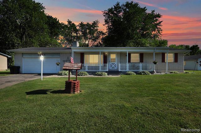 6245 W Coldwater Road, Flushing, MI 48433