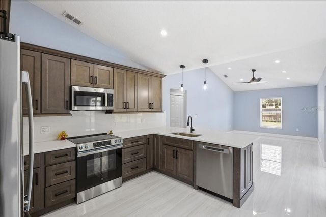 32 EMERSON DRIVE, Palm Coast, FL 32164