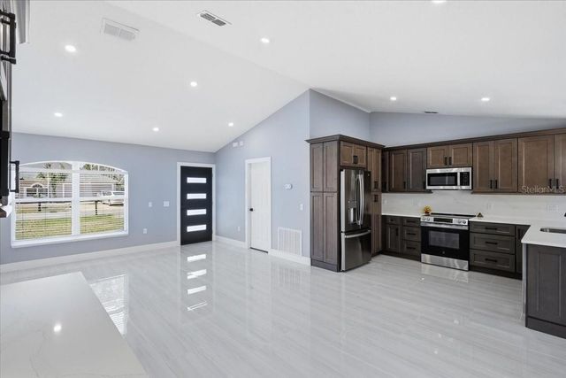 32 EMERSON DRIVE, Palm Coast, FL 32164