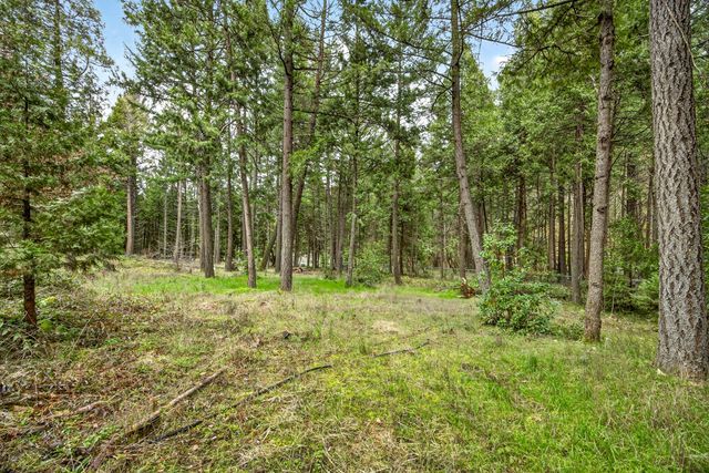 2922 Anderson Creek Road, Talent, OR 97540