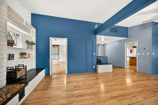 2922 Anderson Creek Road, Talent, OR 97540