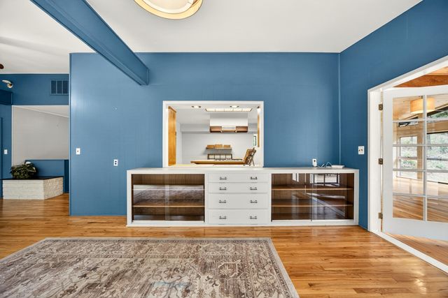 2922 Anderson Creek Road, Talent, OR 97540