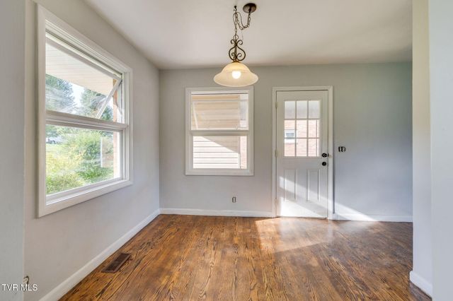 412 Colonial Heights Road, Kingsport, TN 37663
