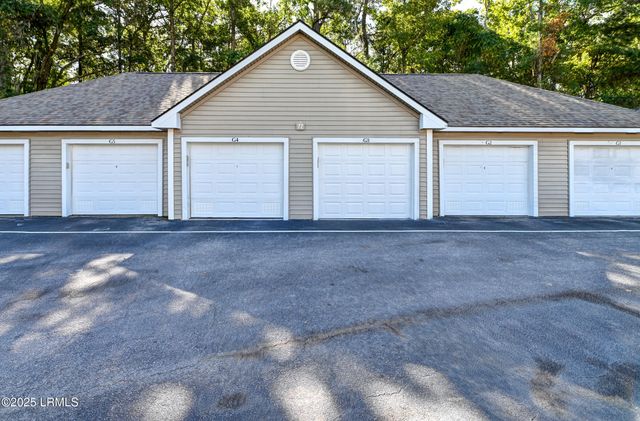 83 Summerfield Ct Apt 922, Hilton Head Island, SC 29926